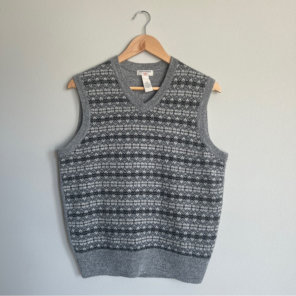 Dockers Gray V-Neck Sweater Vest | Size Small